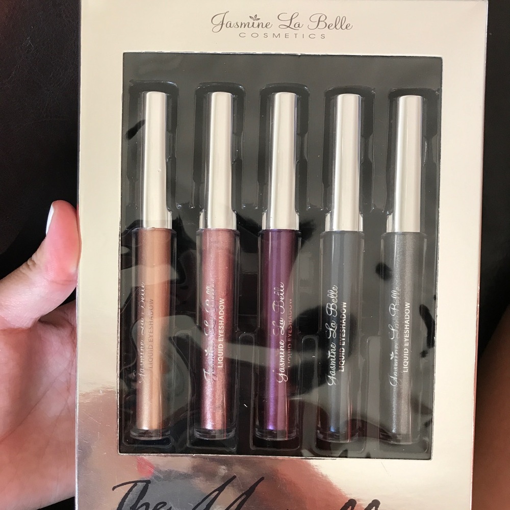 Women's liquid eyeshadows💓